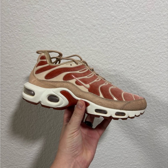 Nike Other - 🔥Nike Air Max Plus in Red and Cream